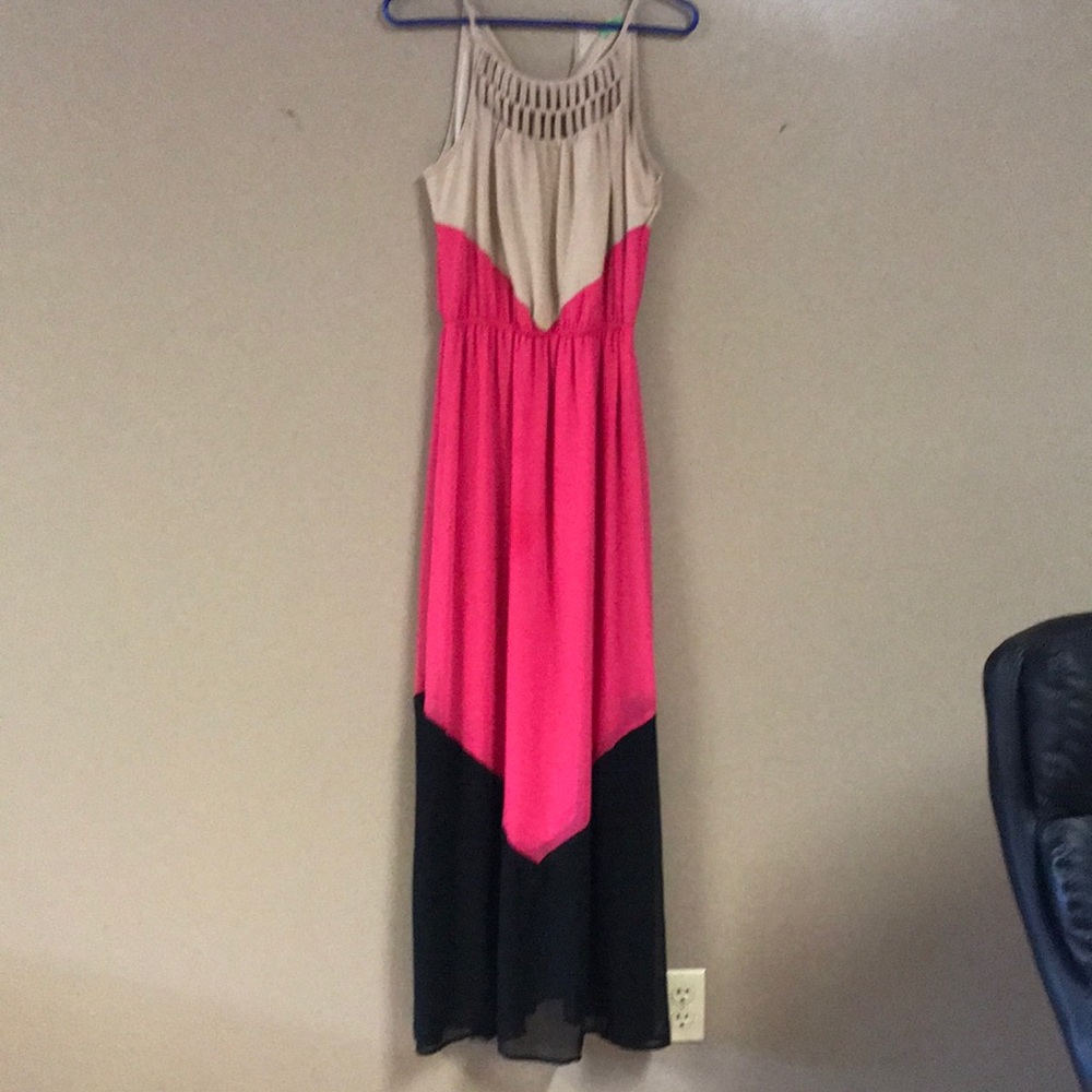 Women’s dress